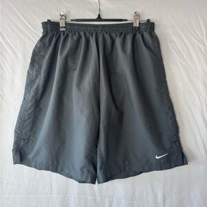 Nike Men's Dark Gray 7 Inch Inseam Lined Athletic Shorts